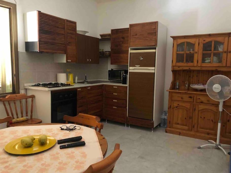 Casa Indipendente I Due Mari Villa Porto Torres Buitenkant foto